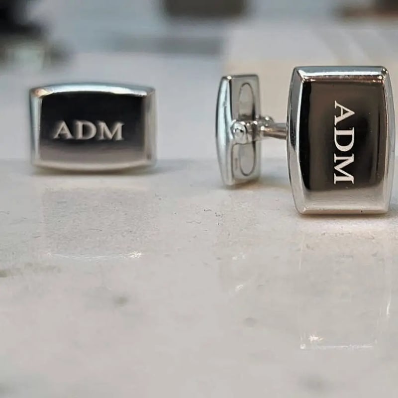 custom engraving services Toronto